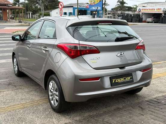 HYUNDAI-HB20-2016