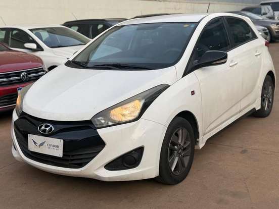 HYUNDAI-HB20-1.0 SPICY 12V FLEX 4P MANUAL HYUNDAI-HB20-2015