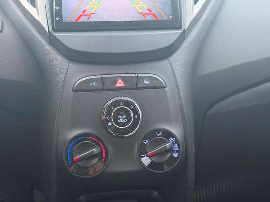 HYUNDAI-HB20-2015