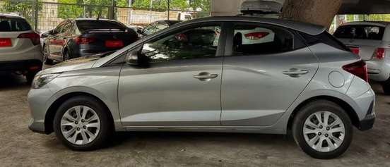 HYUNDAI-HB20-2023