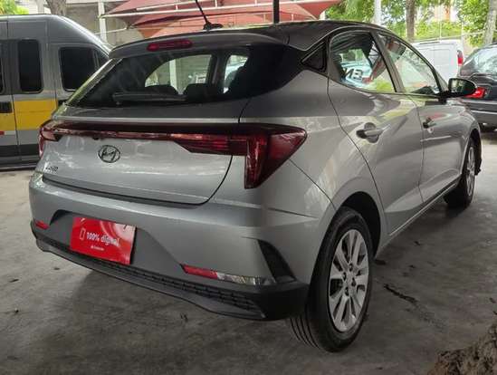 HYUNDAI-HB20-2023