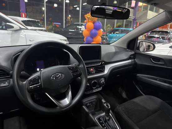 HYUNDAI-HB20-2024