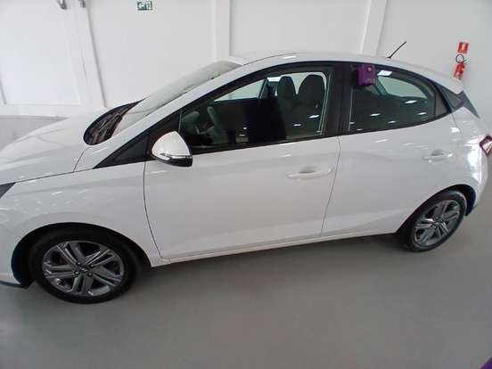 HYUNDAI-HB20-2025