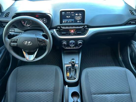 HYUNDAI-HB20-2020