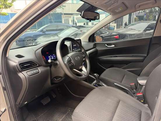 HYUNDAI-HB20-2021