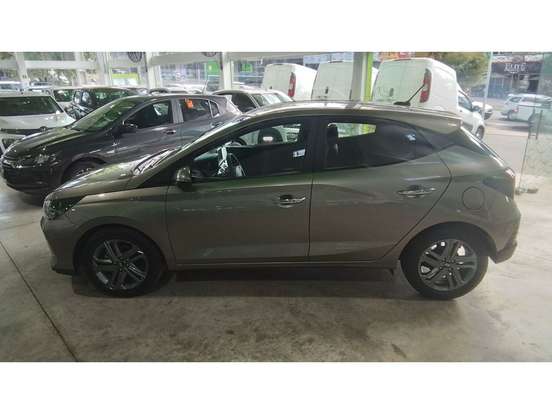 HYUNDAI-HB20-2025