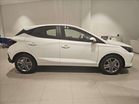 HYUNDAI-HB20-2026