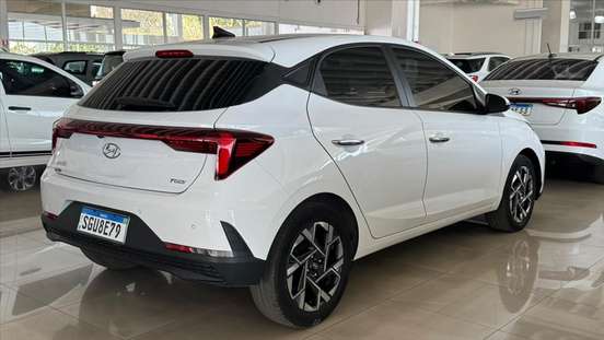 HYUNDAI-HB20-2023