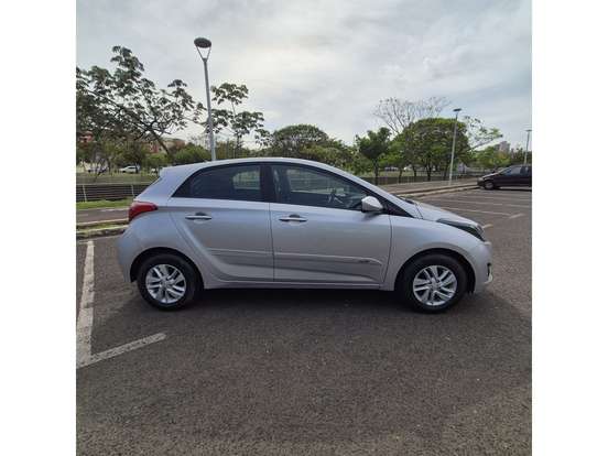 HYUNDAI-HB20-2014