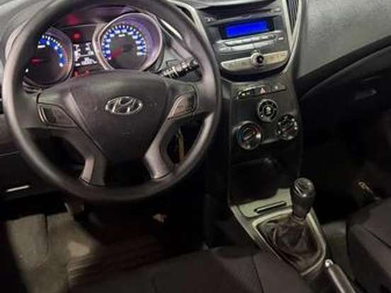 HYUNDAI-HB20-1.6 COMFORT PLUS 16V FLEX 4P MANUAL HYUNDAI-HB20-2012
