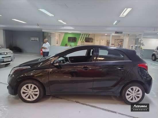 HYUNDAI-HB20-2017