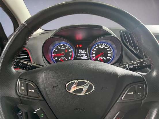 HYUNDAI-HB20-2016