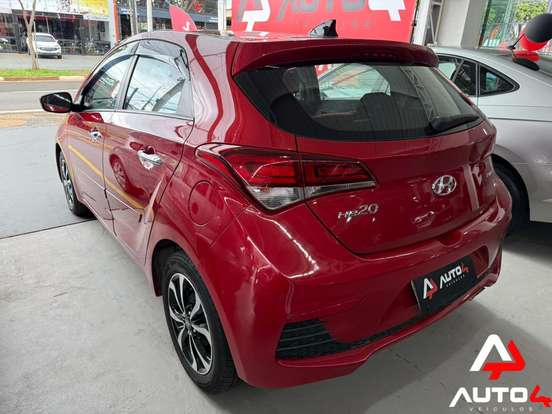 HYUNDAI-HB20-2017