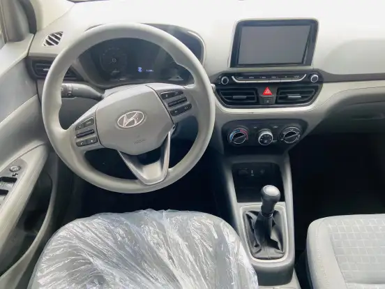 HYUNDAI-HB20S-2025