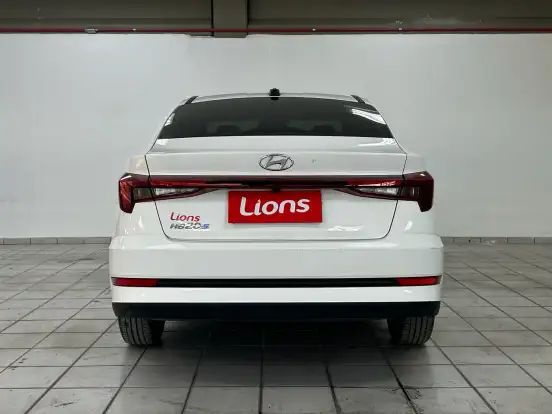 HYUNDAI-HB20S-2025