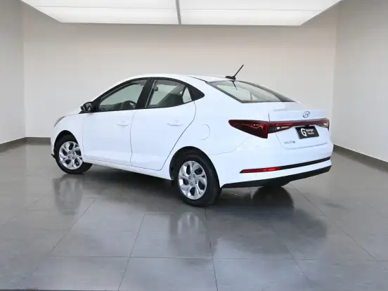 HYUNDAI-HB20S-1.0 12V FLEX COMFORT PLUS MANUAL HYUNDAI-HB20S-2024