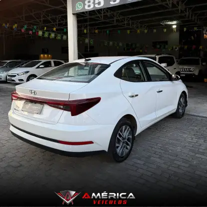 HYUNDAI-HB20S-2024