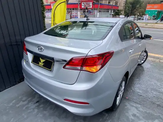HYUNDAI-HB20S-1.0 COMFORT PLUS 12V FLEX 4P MANUAL HYUNDAI-HB20S-2018