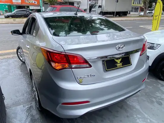 HYUNDAI-HB20S-1.0 COMFORT PLUS 12V FLEX 4P MANUAL HYUNDAI-HB20S-2018