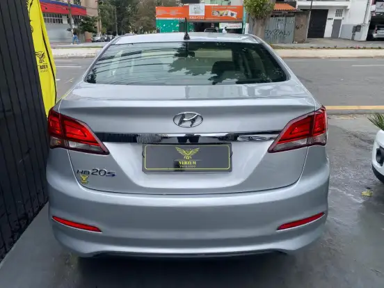 HYUNDAI-HB20S-1.0 COMFORT PLUS 12V FLEX 4P MANUAL HYUNDAI-HB20S-2018