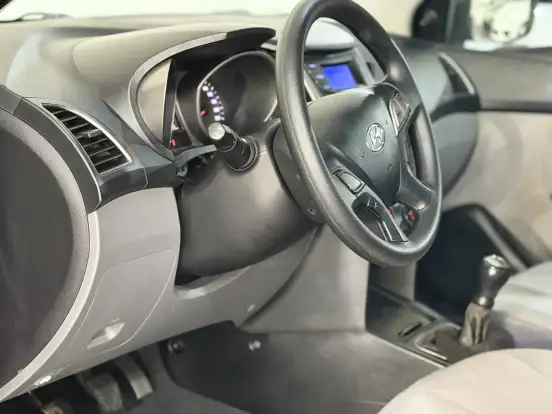 HYUNDAI-HB20S-2014