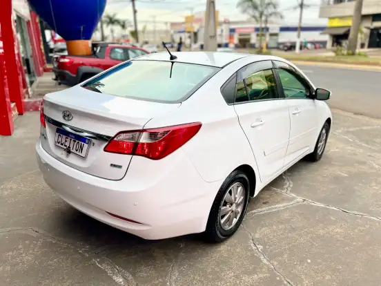 HYUNDAI-HB20S-1.0 COMFORT PLUS 12V FLEX 4P MANUAL HYUNDAI-HB20S-2014