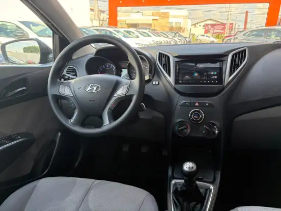 HYUNDAI-HB20S-2014