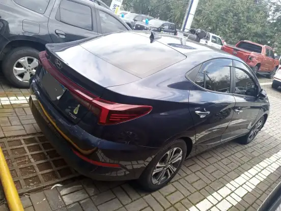 HYUNDAI-HB20S-2023