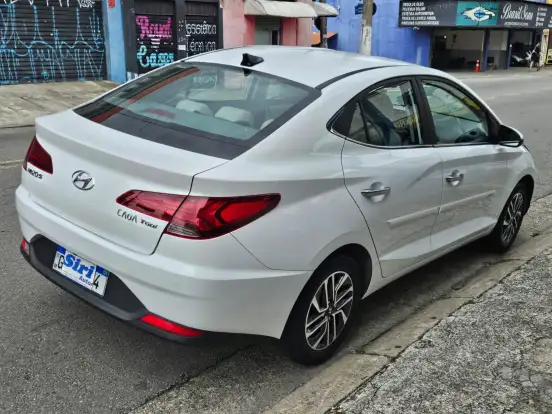 HYUNDAI-HB20S-2022