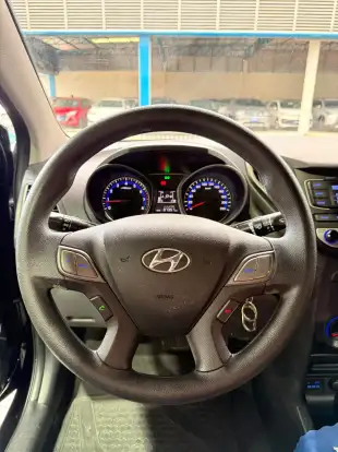 HYUNDAI-HB20S-2017