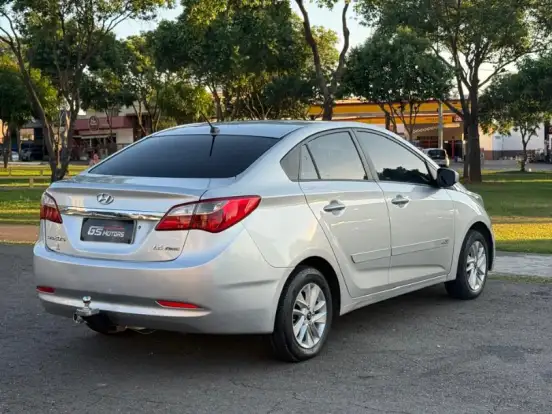 HYUNDAI-HB20S-1.6 COMFORT PLUS 16V FLEX 4P MANUAL HYUNDAI-HB20S-2013