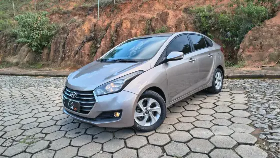 HYUNDAI HB20S 1.6 COMFORT STYLE 16V FLEX 4P MANUAL