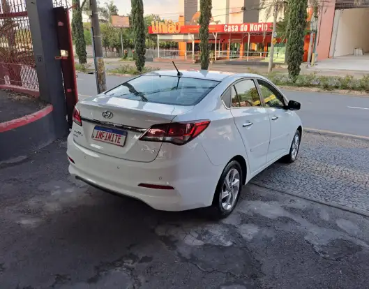 HYUNDAI-HB20S-2016