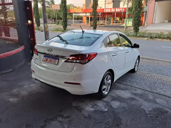 HYUNDAI-HB20S-1.6 PREMIUM 16V FLEX 4P AUTOMÁTICO HYUNDAI-HB20S-2016