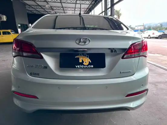 HYUNDAI-HB20S-2017