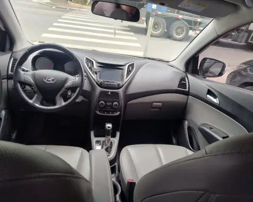 HYUNDAI-HB20S-2019