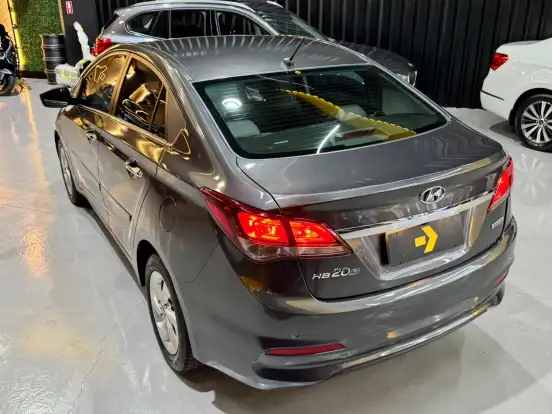HYUNDAI-HB20S-2016