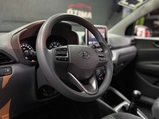 HYUNDAI-HB20S-2024