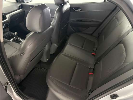 HYUNDAI-HB20S-2024