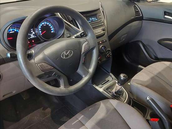 HYUNDAI-HB20S-1.0 COMFORT PLUS 12V FLEX 4P MANUAL HYUNDAI-HB20S-2016