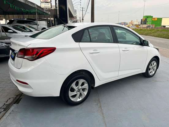 HYUNDAI-HB20S-1.0 COMFORT STYLE 12V FLEX 4P MANUAL HYUNDAI-HB20S-2015