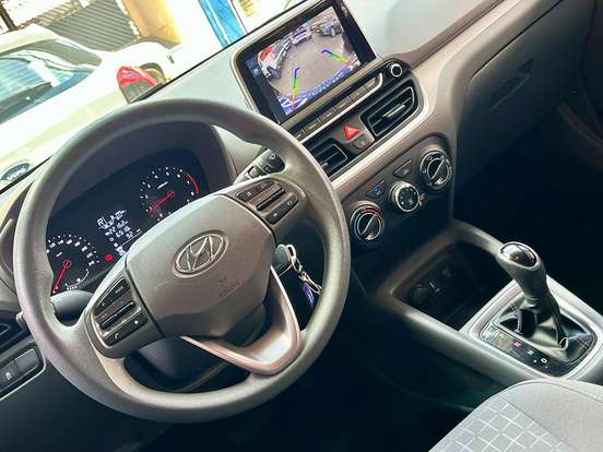 HYUNDAI-HB20S-2023