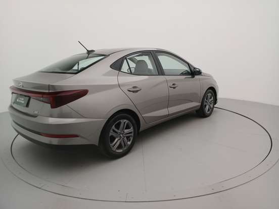 HYUNDAI-HB20S-2024