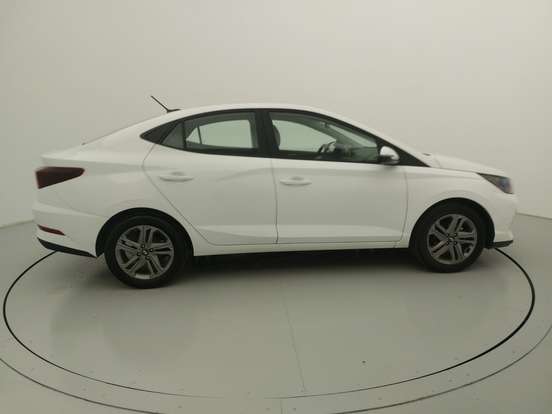 HYUNDAI-HB20S-2024
