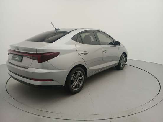 HYUNDAI-HB20S-2024