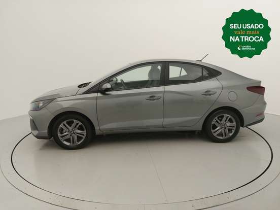 HYUNDAI-HB20S-2024