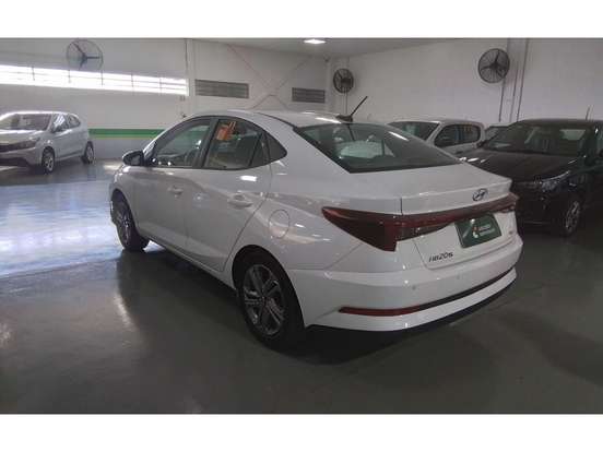 HYUNDAI-HB20S-2024