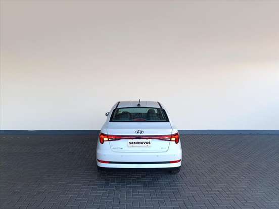 HYUNDAI-HB20S-2024
