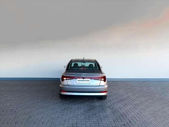 HYUNDAI-HB20S-2024