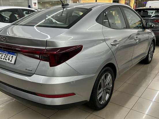 HYUNDAI-HB20S-1.0 TGDI FLEX COMFORT PLUS AUTOMÁTICO HYUNDAI-HB20S-2024